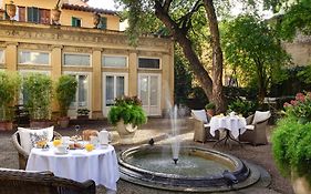 Al Palazzo Del Marchese Di Camugliano Residenza D'Epoca